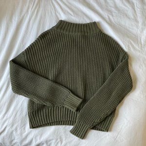H&M Green Mock Neck Sweater, Size Medium